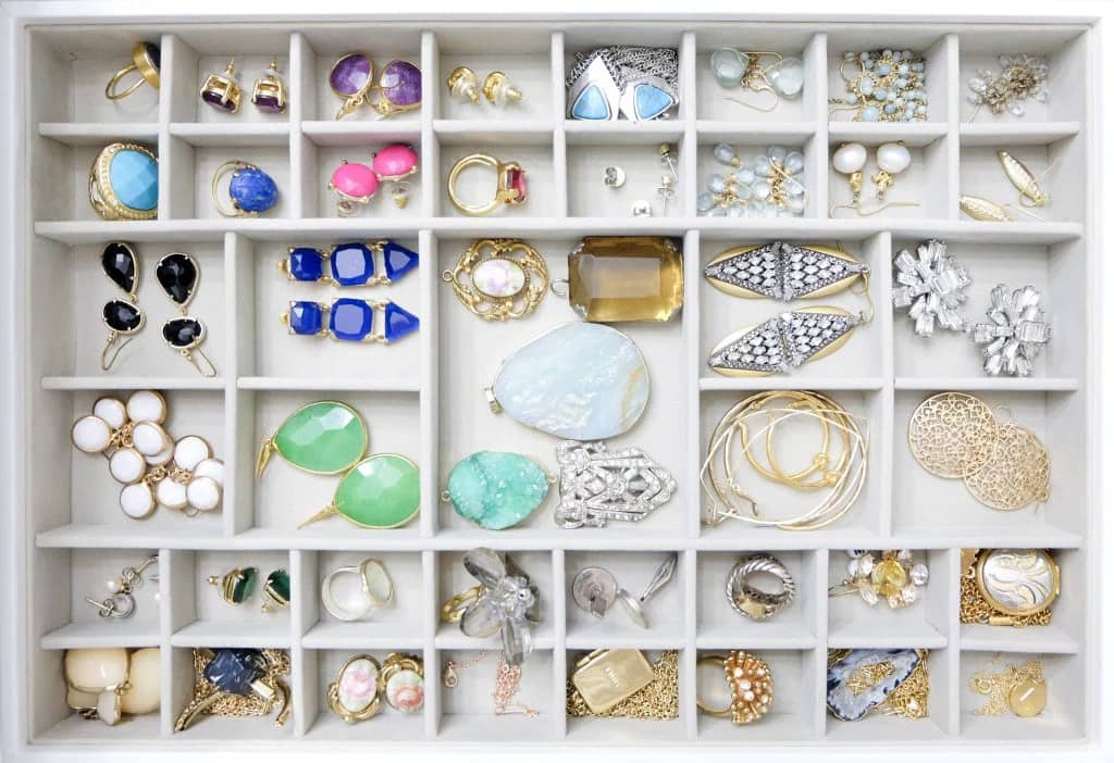 How to Properly Store and Organize Your Jewelry