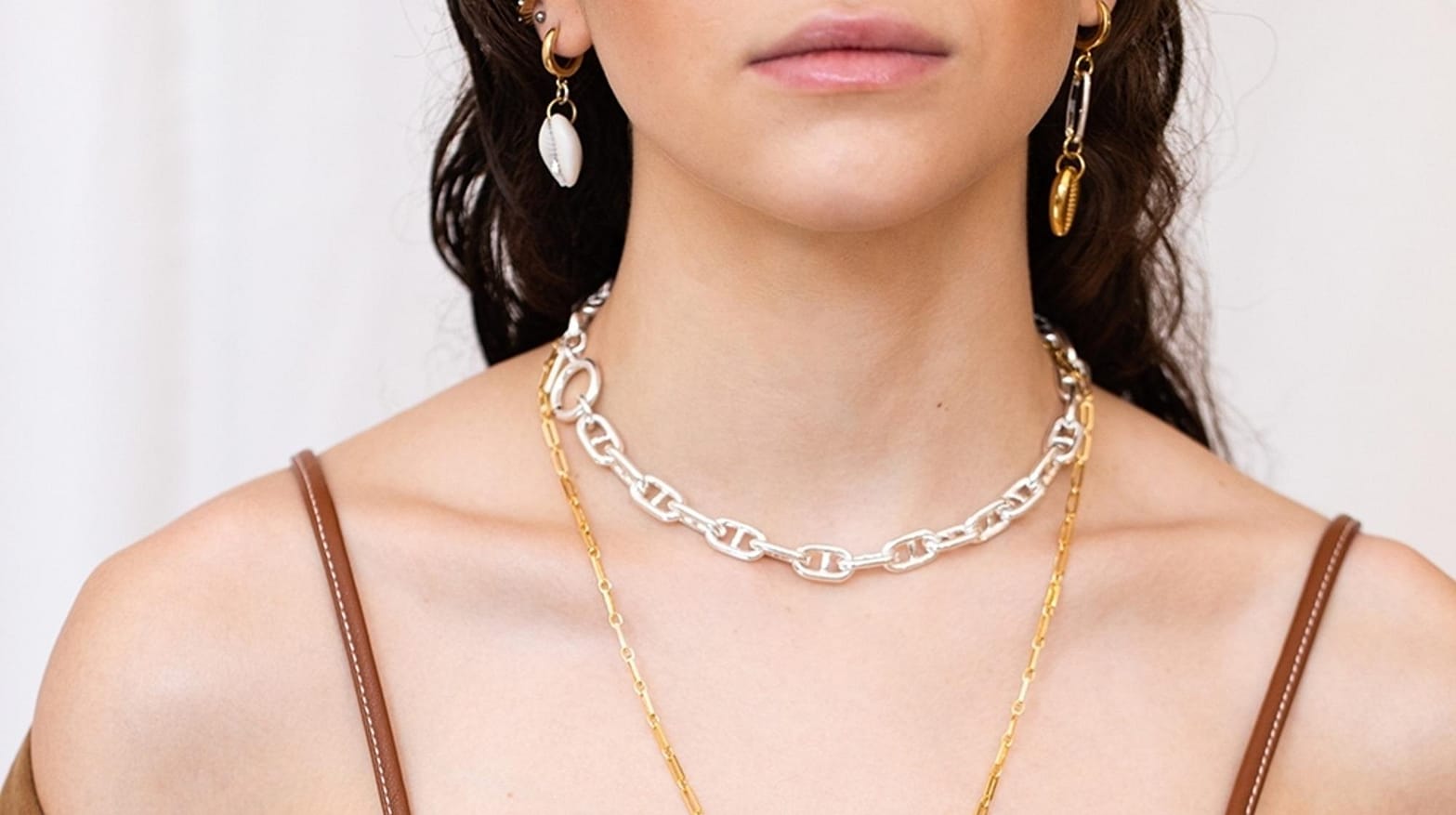 Woman wearing Minimalist necklace