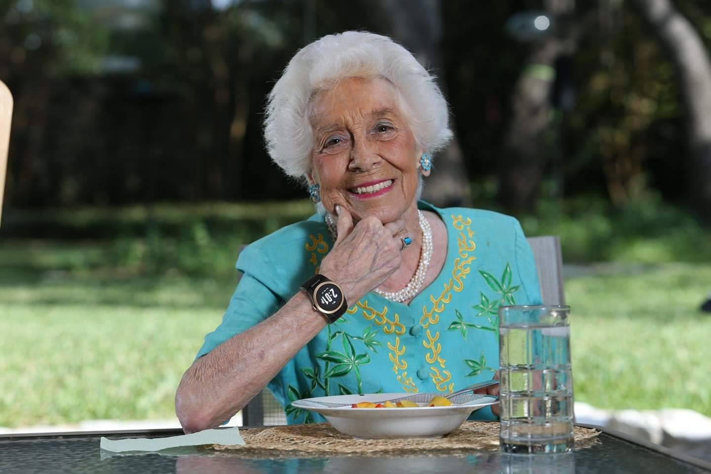 Elderly Women wearing fall detection watch